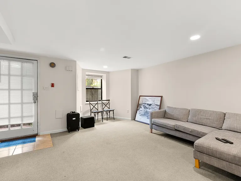 1730 U St NW #1 — Photo 4