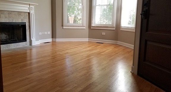 4th image of 2742 N Bosworth Ave #1