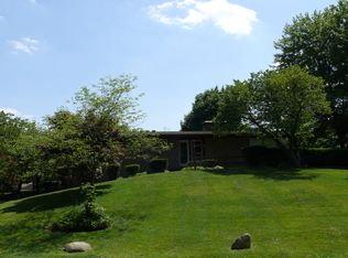 1563 Dunkeith Dr NW, Canton, OH 44708