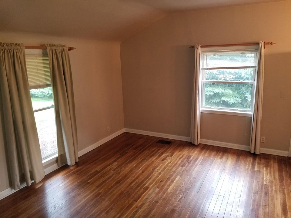 1st image of 2849 Whitewood St