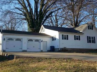 1108 Everett Ln, Washington, IN 47501