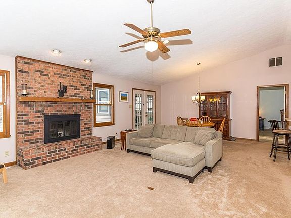 4th image of 8018 Sequoia Ct