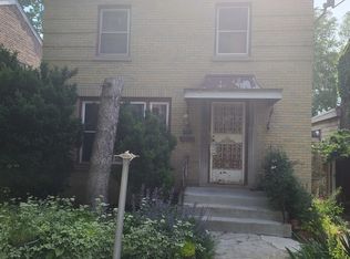 9127 S Essex Ave, Chicago, IL 60617