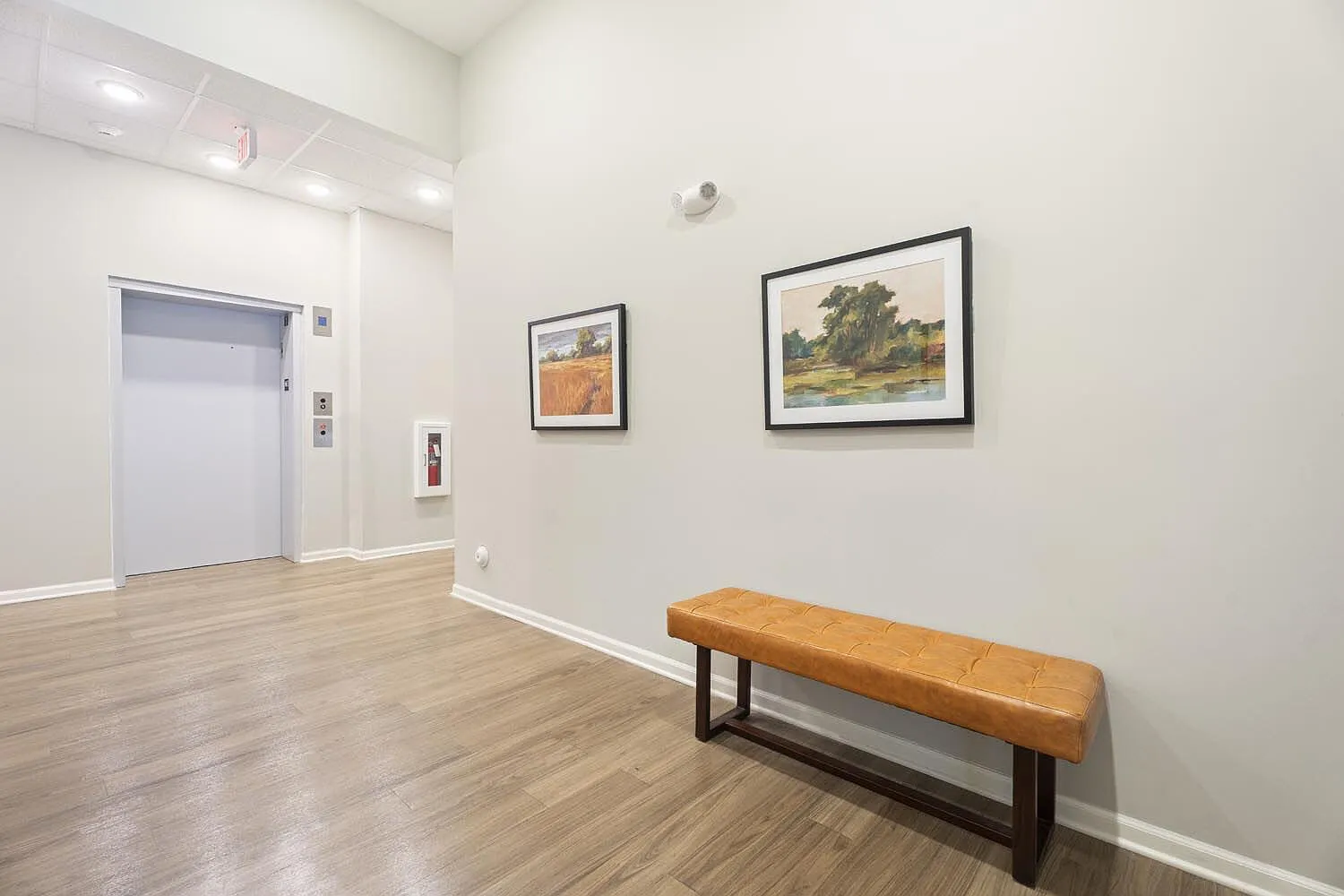 Lambert Landing I — Photo 3