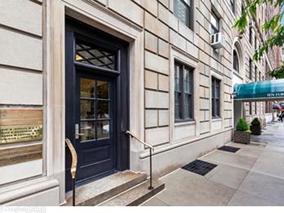 2nd image of 1040 Park Ave #1C