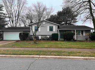 3023 Marrett Dr, Mishawaka, IN 46544