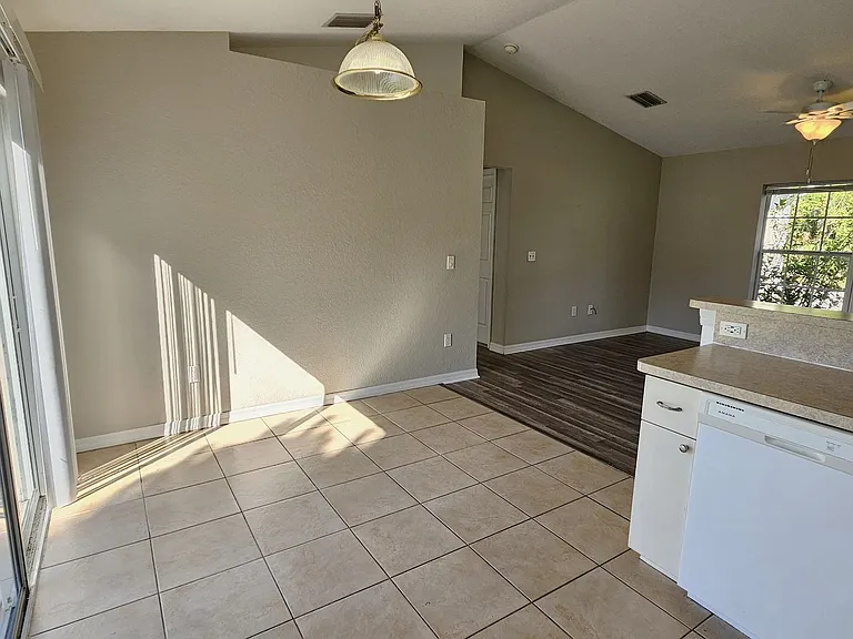 2856 Billberry St — Photo 13