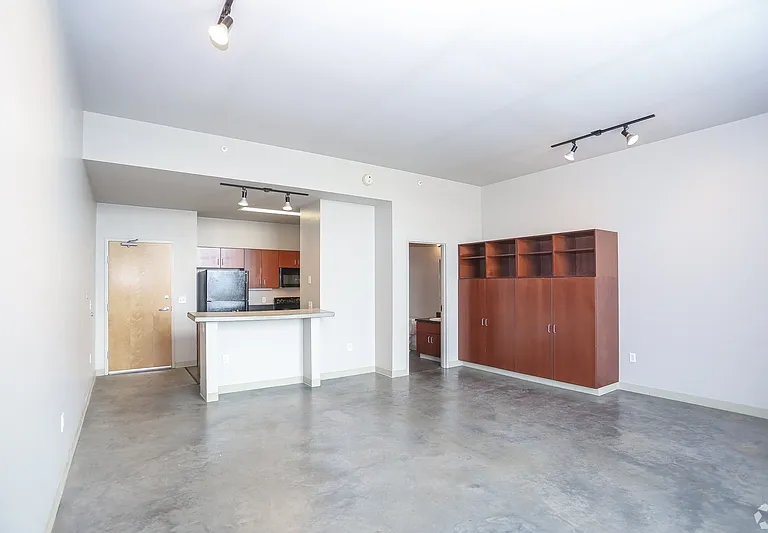 947 New Hampshire St #304 — Photo 5