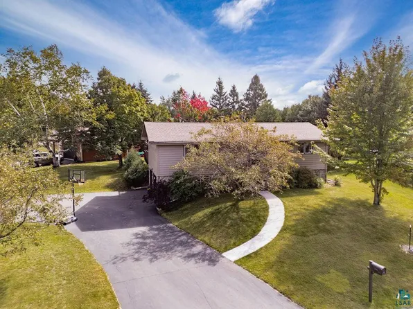 2102 N Robin Ave, Duluth, MN 55811