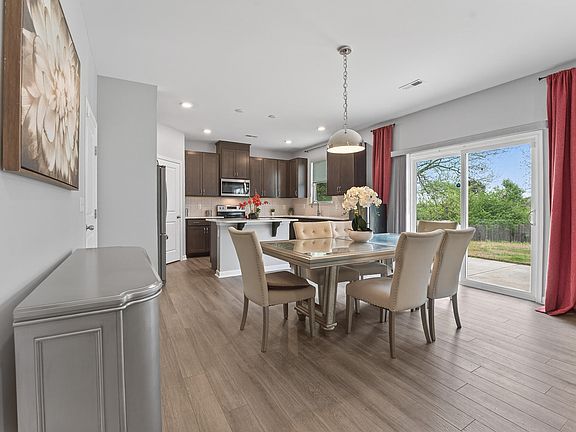 5th image of 62 Rio Grande Ln