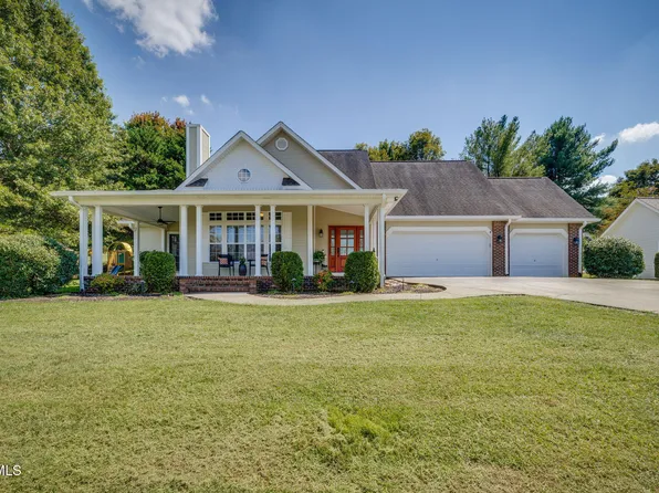 372 Parker Ln, Kingsport, TN 37660