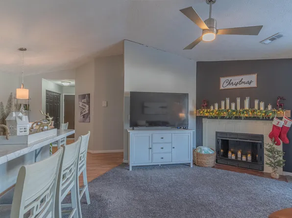 68 View Terrace Dr Suite 12, Southgate, KY 41071