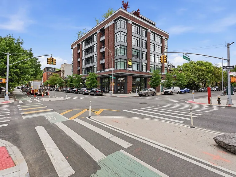 329 Gates Ave #502 — Photo 14