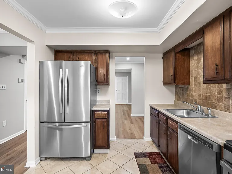 13 Hopewell Ln — Photo 10