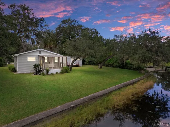 2011 N Twig Point, Inverness, FL 34453