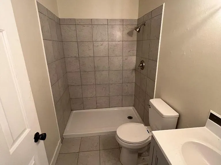 19 N 4th St #2R — Photo 14