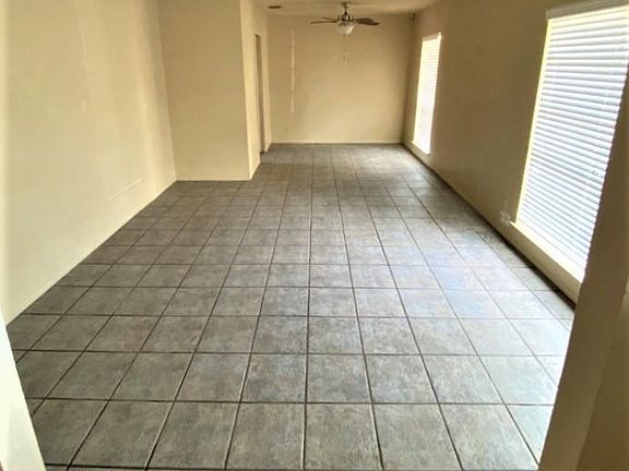 4th image of 6726 Spring Haven St