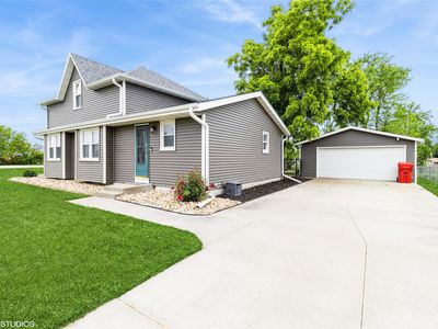 307 W 1st St, Huxley, IA, 50124