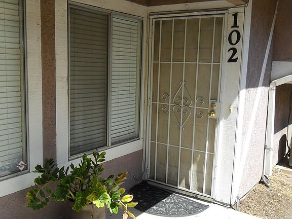 2nd image of 216 E 7th St APT 102