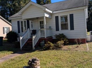 608 Cedar St, Eden, NC 27288