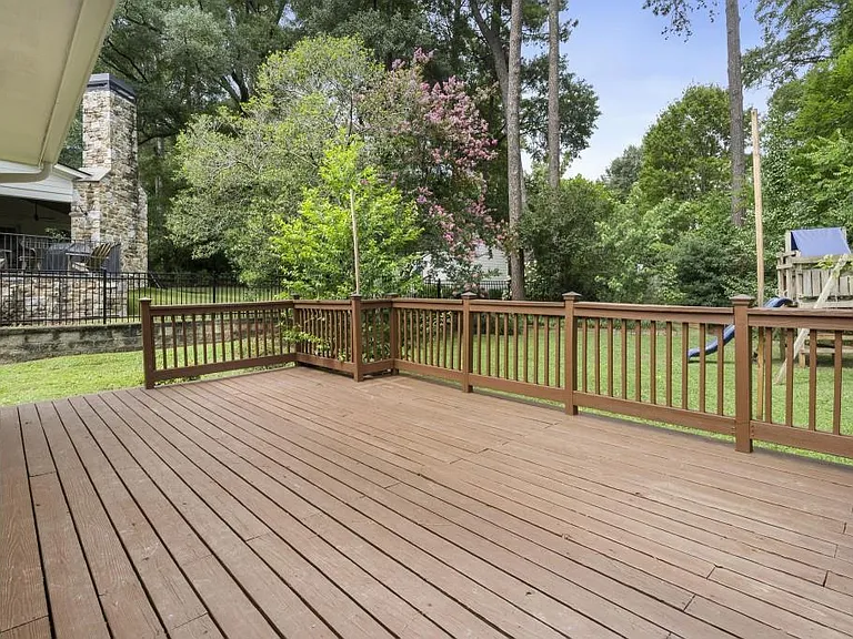 2151 Radcliffe Dr NW — Photo 30