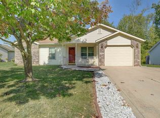 2104 Timber Trce, Auburn, IN 46706