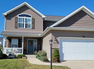 1604 Timber Wolf Ln, Mahomet, IL 61853