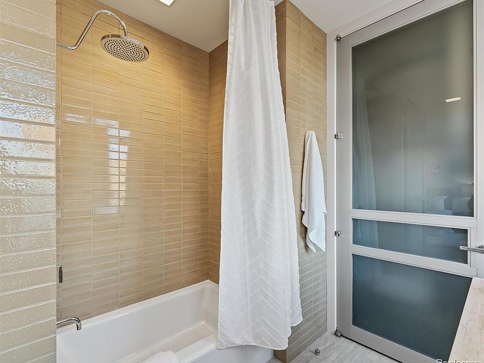 34977 Woodward Ave Apt 450, photo 27
