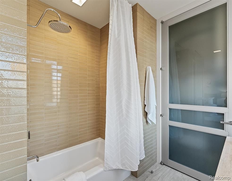 34977 Woodward Ave Apt 450, photo 27