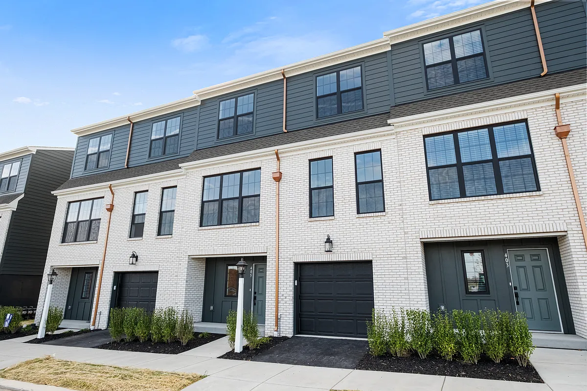 Building Photo - 405 Cranford Way