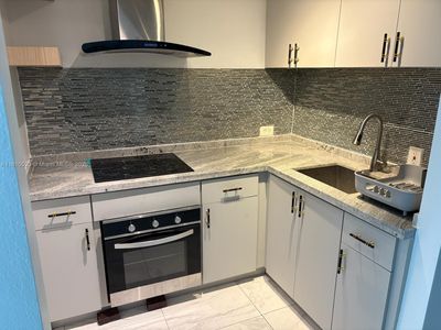 7904 West Dr APT 103, North Bay Village, FL, 33141