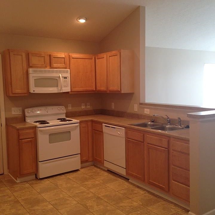 2nd image of 8263 Alberta Cir