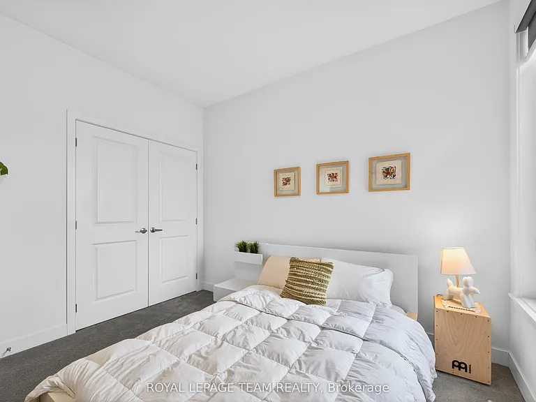 160 Highgarden Ter — Photo 24