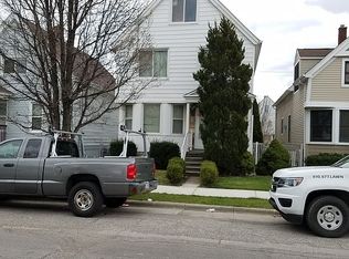 2216 Norwalk St, Hamtramck, MI 48212