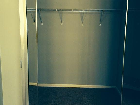 4th image of 137 Golden Isles Dr APT 401