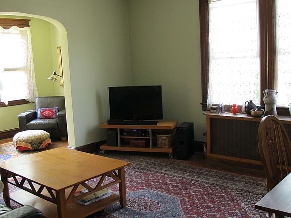 5th image of 122 Harvard Ave