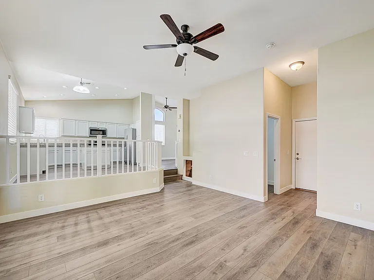 11490 Steponia Bay St — Photo 14