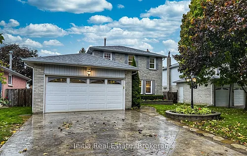 28 Summerhill Rd #UPPER LEVEL Photo 1