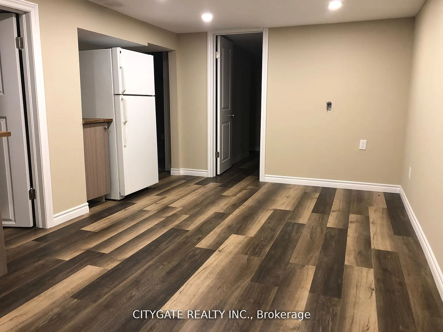 2 bed, $1,450 — Photo 2