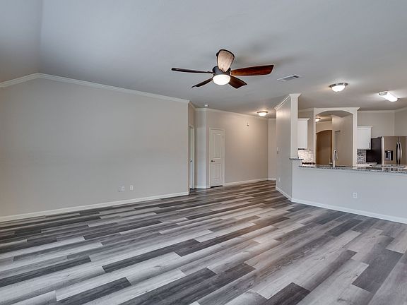 5th image of 9604 Palm Valley Dr