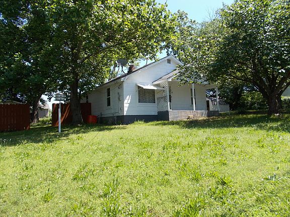 4th image of 503 Myrtle St