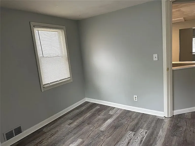 53 Roser St — Photo 4