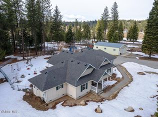 22133 N Ranch View Dr, Rathdrum, ID 83858