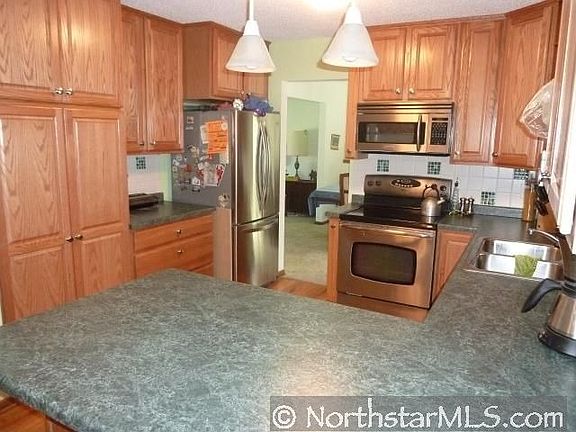 3rd image of 11126 Carver Ct