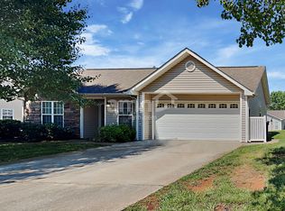 136 Charlotte Ct, Winston Salem, NC 27103