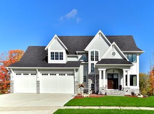 5170 Yellowstone Ln N, Plymouth, MN 55446