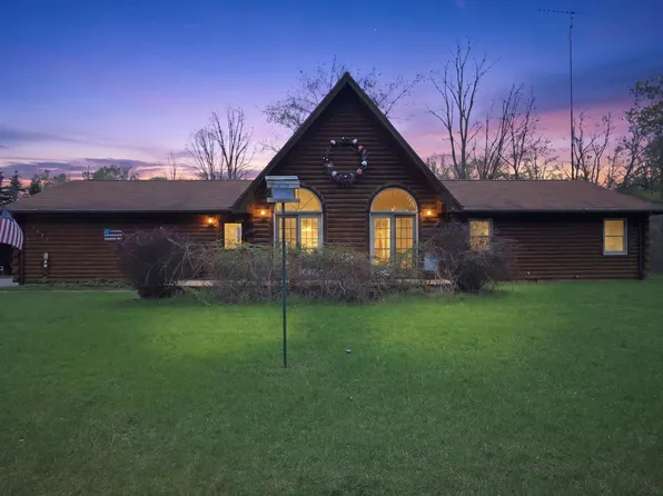 6507 Pleasantview Dr, Clare, MI 48617