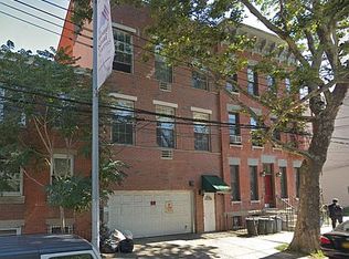 511 50th Ave #4, Long Island City, NY 11101