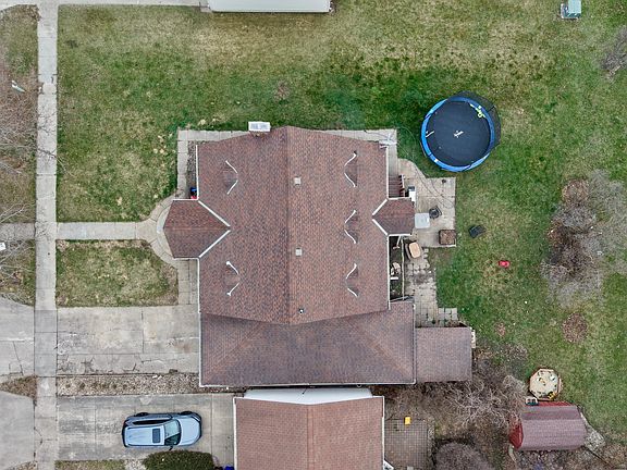 3rd image of 540 Columbus Ave