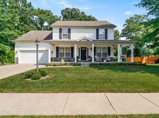 604 Oakwood Dr, Chesterton, IN 46304